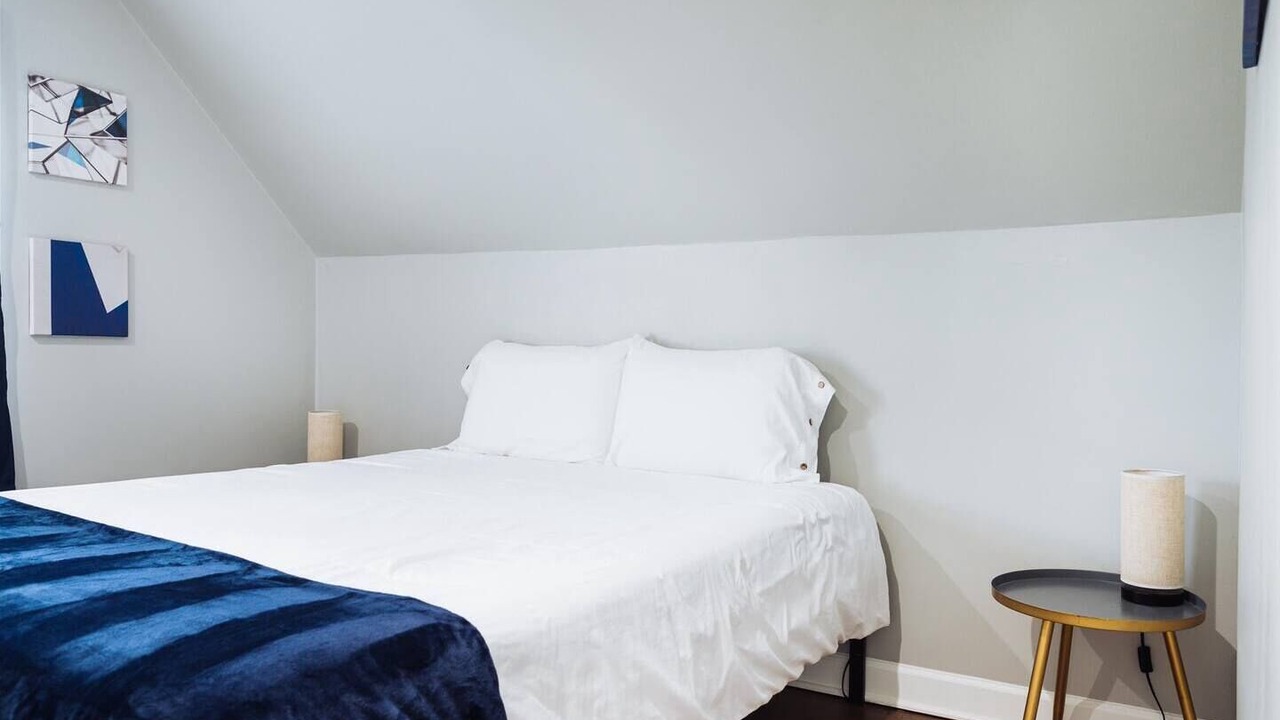 Photo of Bedroom in Avondale