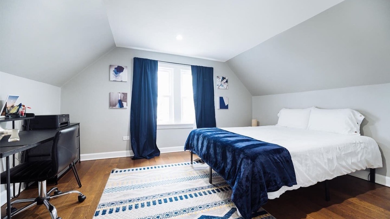 Photo of Bedroom in Avondale