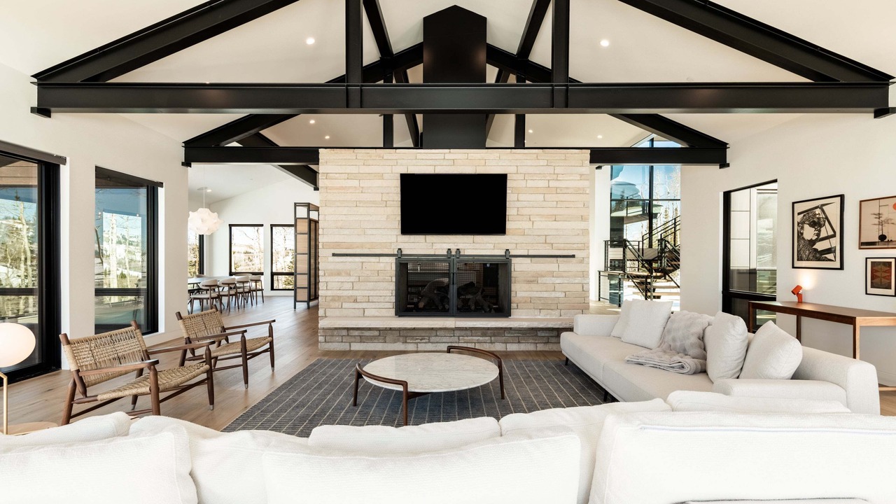 Photo of Livingroom in Empire Pass