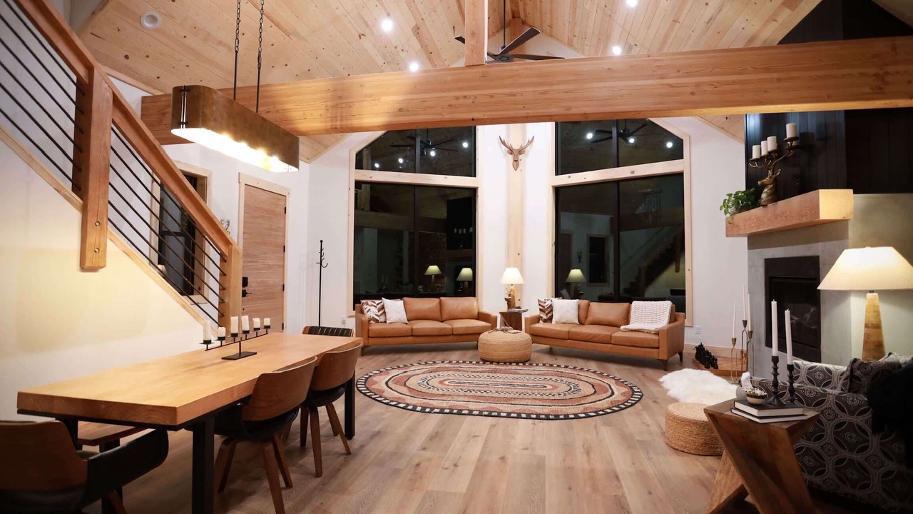 Photo of Livingroom in Mammoth Creek