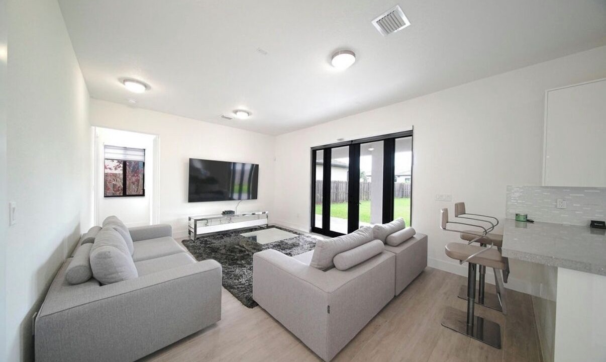 Photo of Livingroom in Tamiami