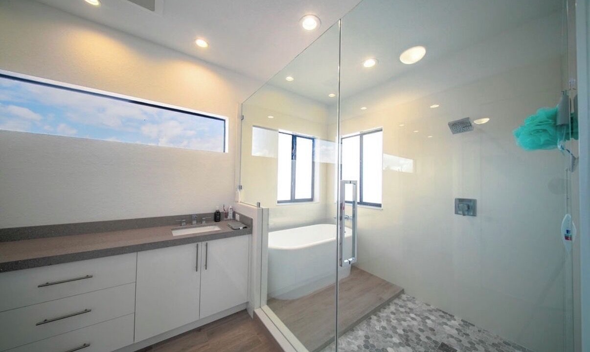 Photo of Bathroom in Tamiami