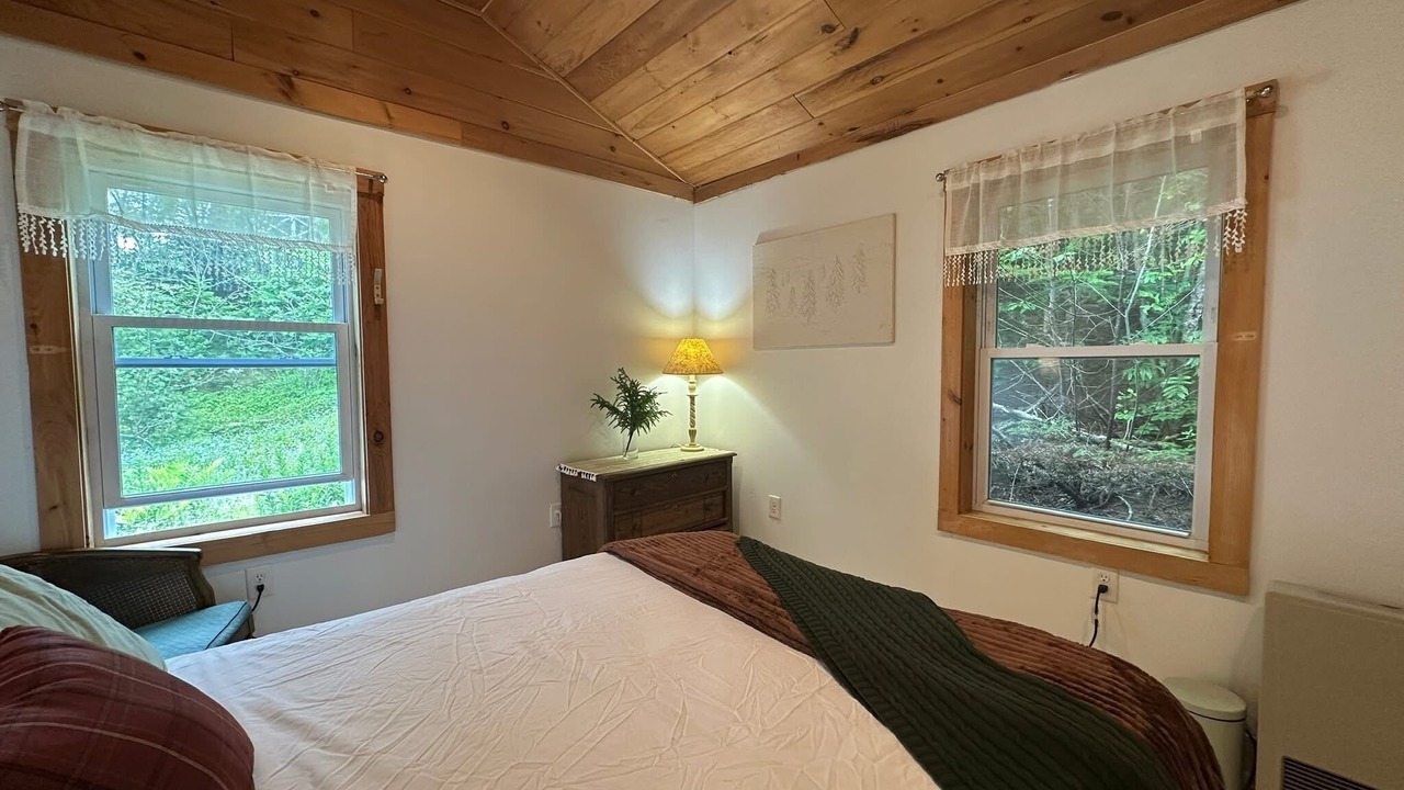 Photo of Bedroom in Machiasport