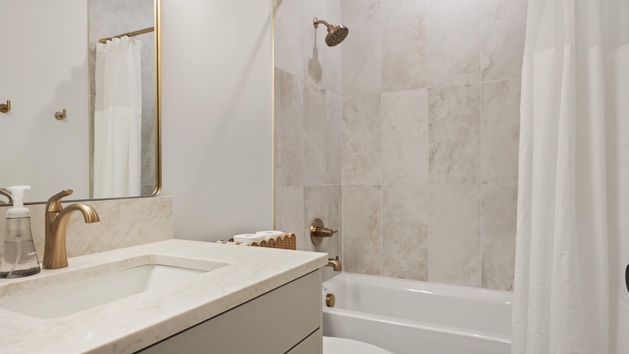 Photo of Bathroom in Hyde Park