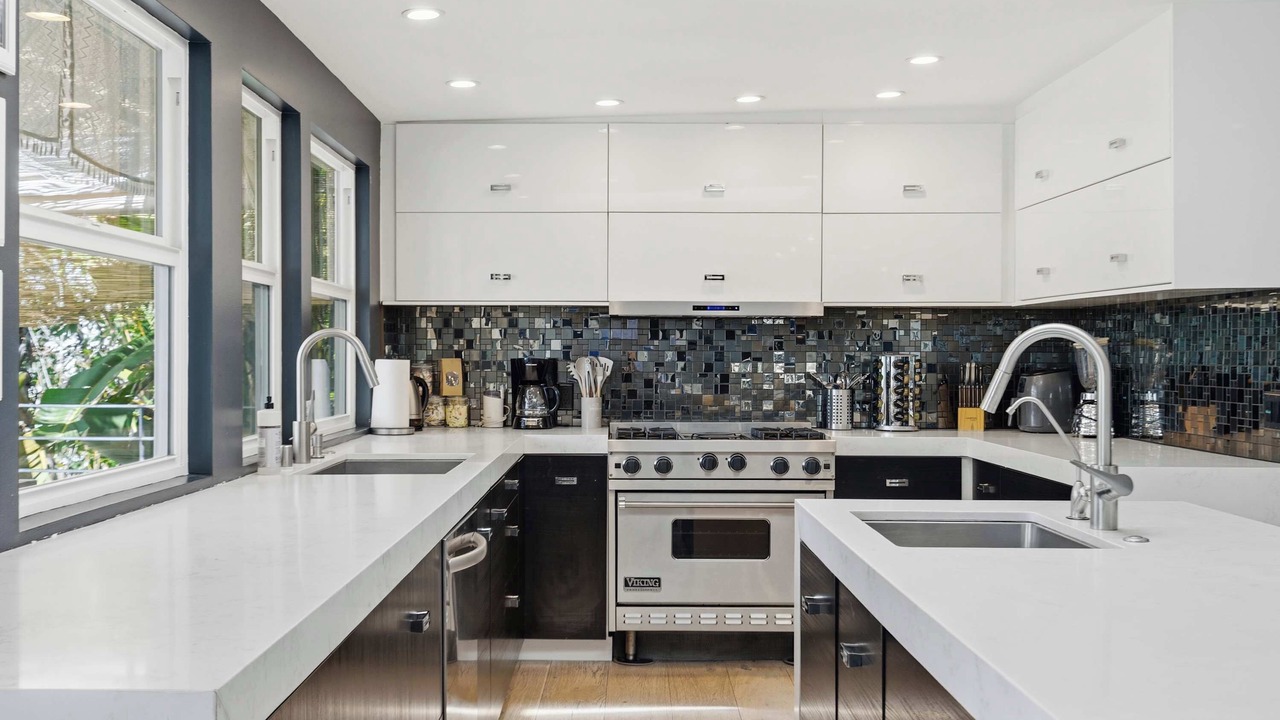 Photo of Kitchen in Hollywood Hills West