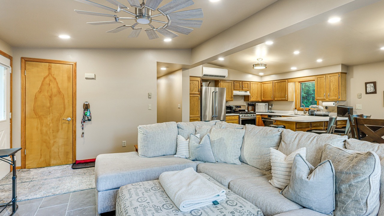 Photo of Livingroom in Warrensburg