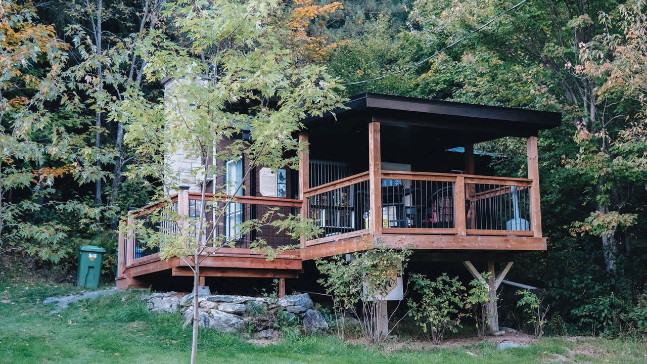 Photo of Outdoor in Frampton