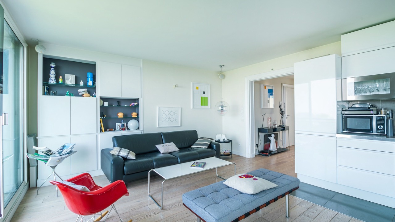 Photo of Livingroom in Combat