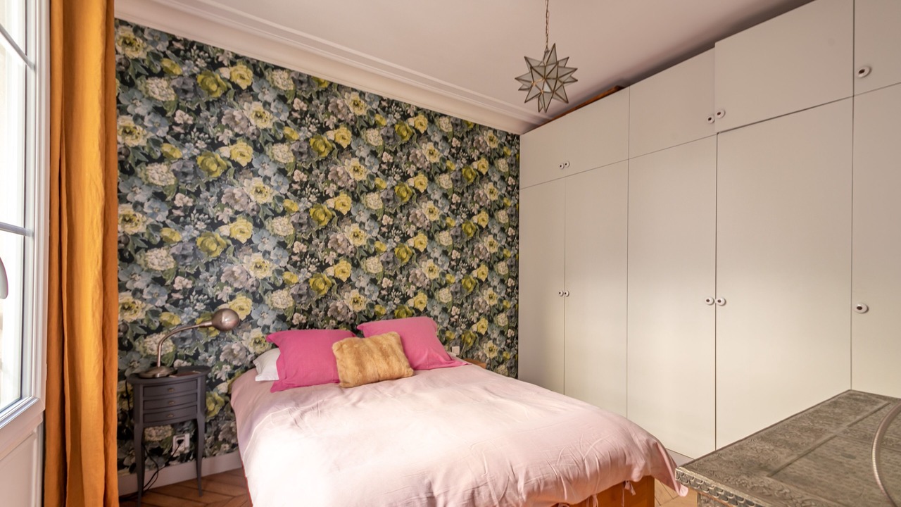 Photo of Bedroom in 9th Arrondissement