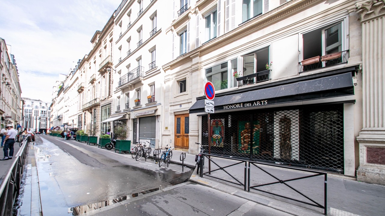 Photo of Others in Quartier du Faubourg-Montmartre