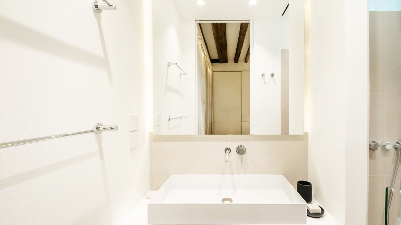 Photo of Bathroom in Les Iles