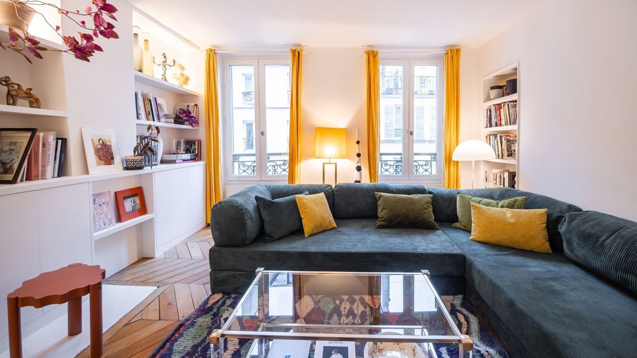 Photo of Livingroom in Quartier de la Folie-Mericourt
