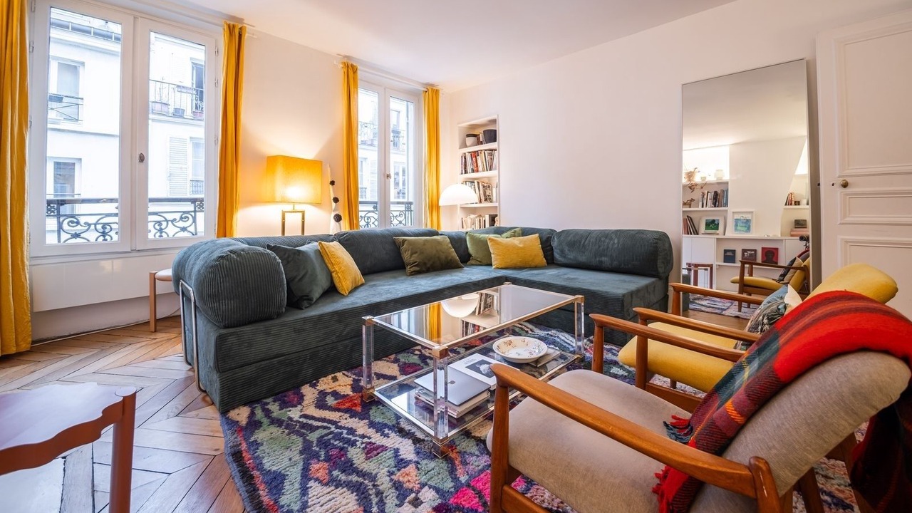 Photo of Livingroom in Quartier de la Folie-Mericourt