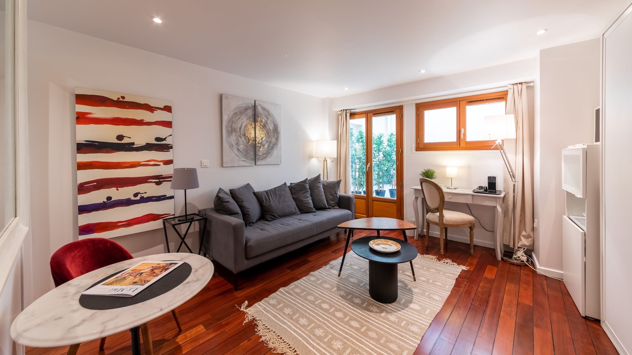 Photo of Livingroom in Arsenal