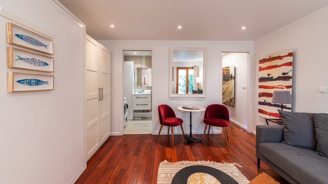 Photo of Livingroom in Arsenal