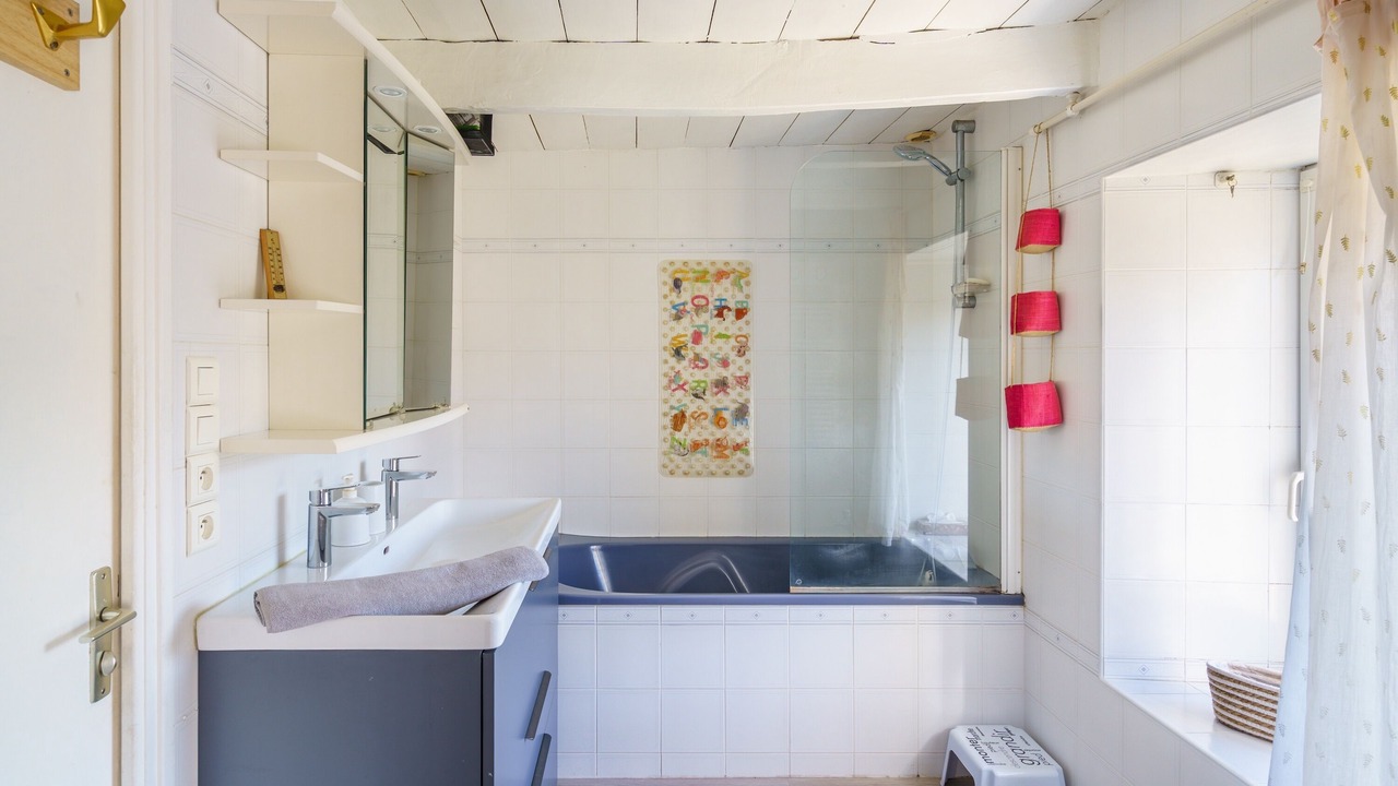 Photo of Bathroom in Plomodiern