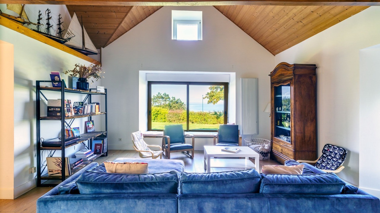 Photo of Livingroom in Plomodiern