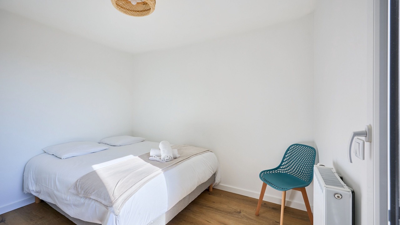 Photo of Bedroom in Courseulles-sur-Mer