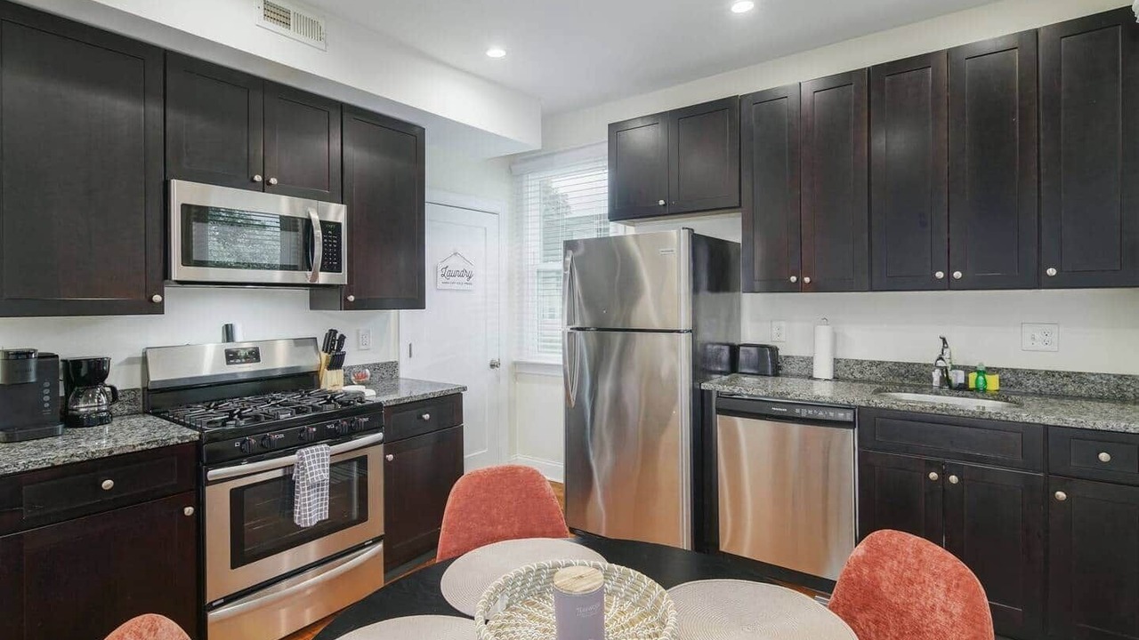Photo of Kitchen in Foxcroft Square