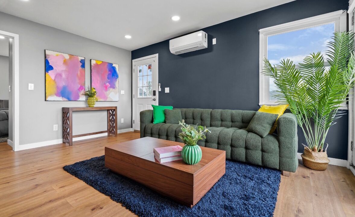 Photo of Livingroom in Hawthorne