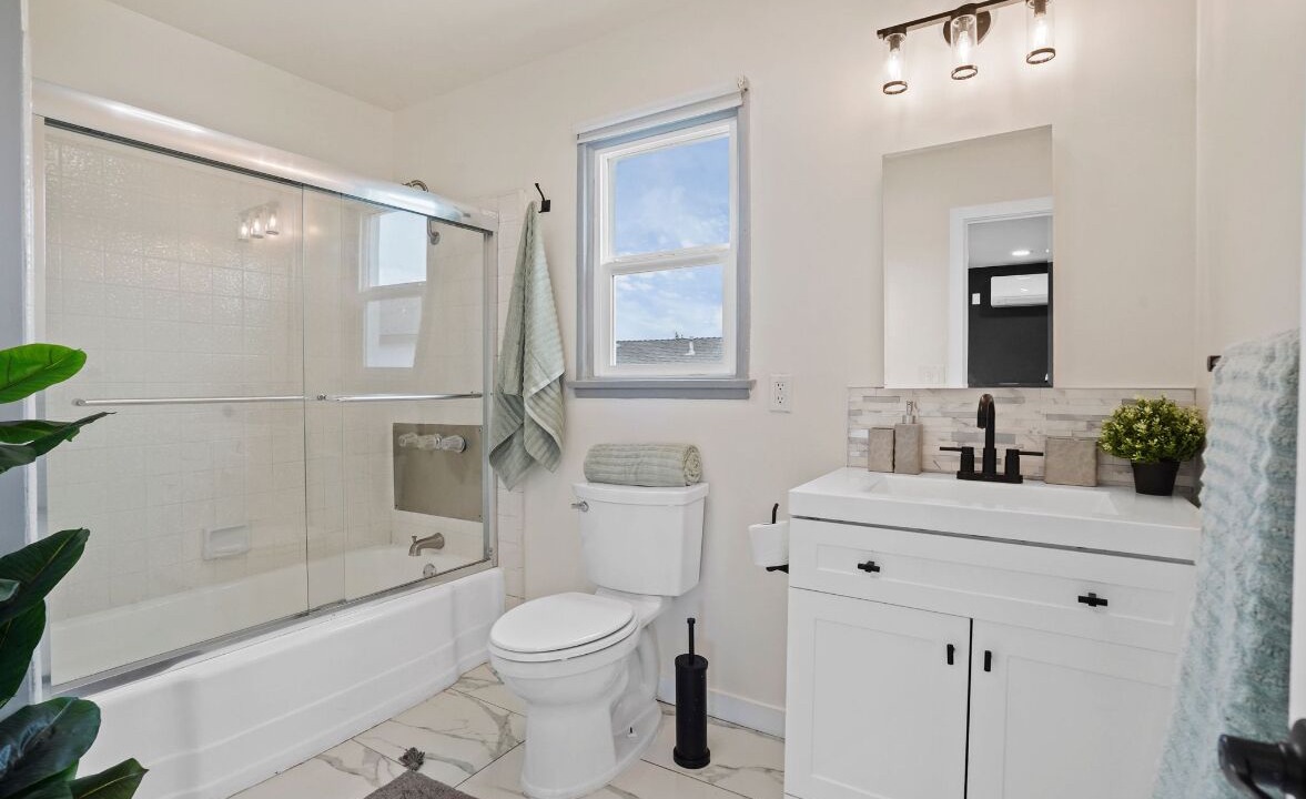 Photo of Bathroom in Hawthorne