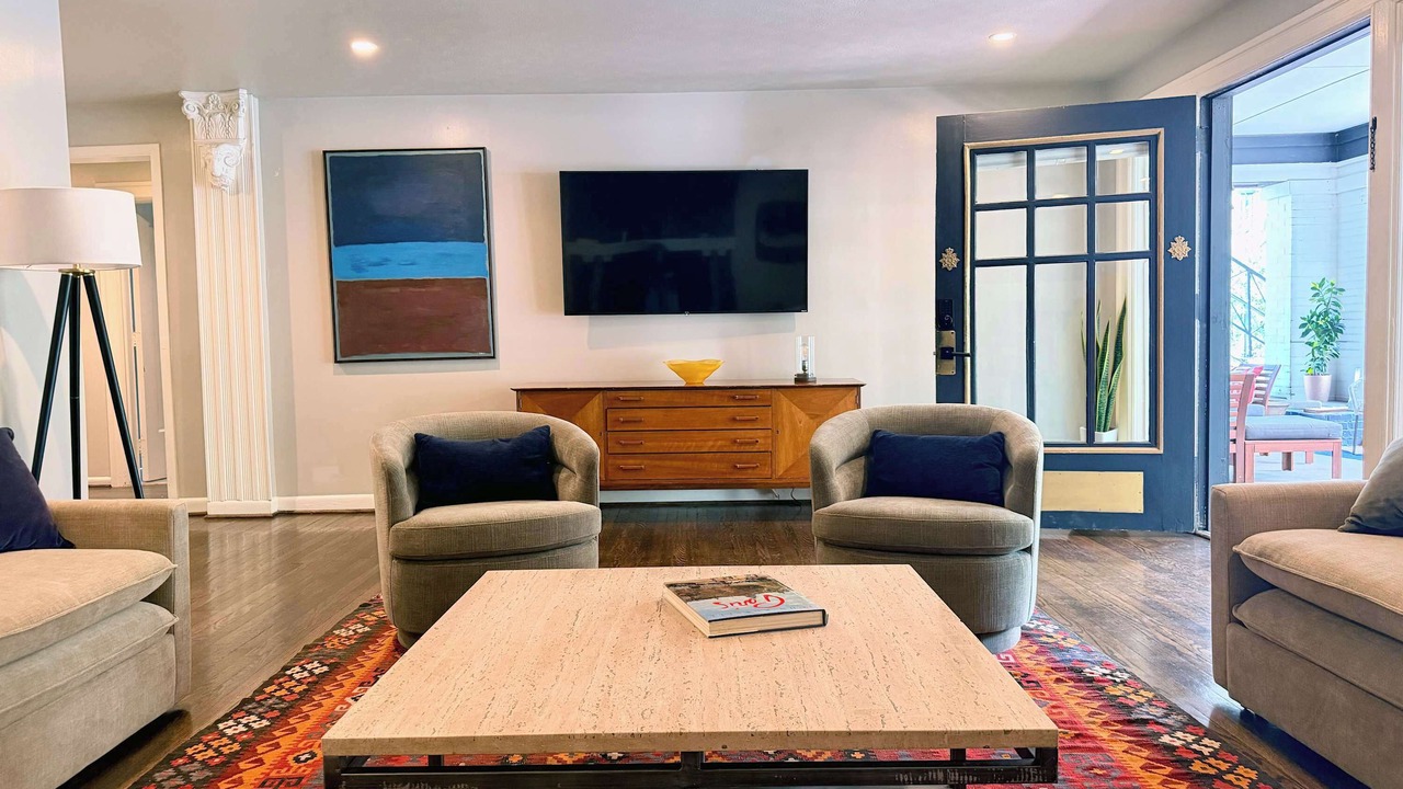 Photo of Livingroom in Crestline Heights
