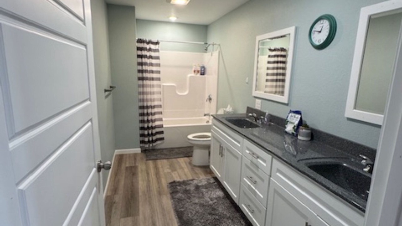 Photo of Bathroom in Seymour