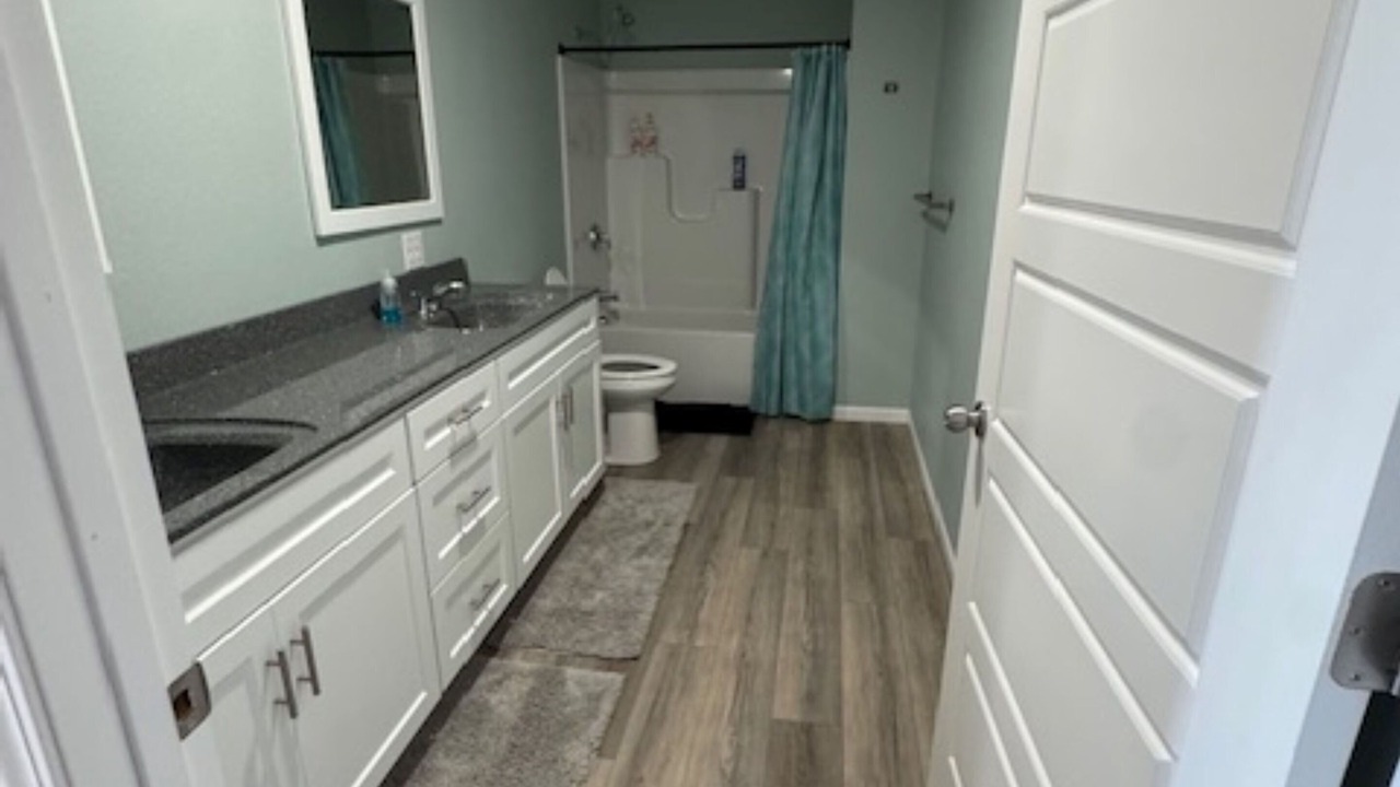 Photo of Bathroom in Seymour