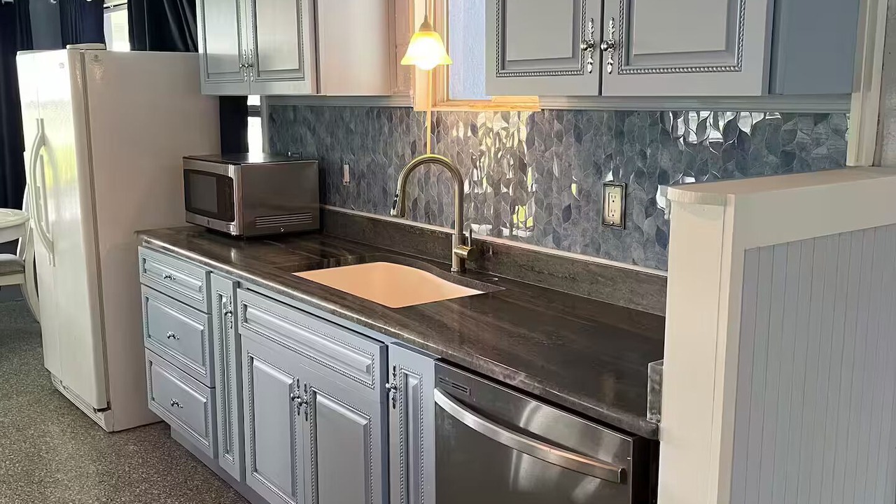 Photo of Kitchen in Elberta