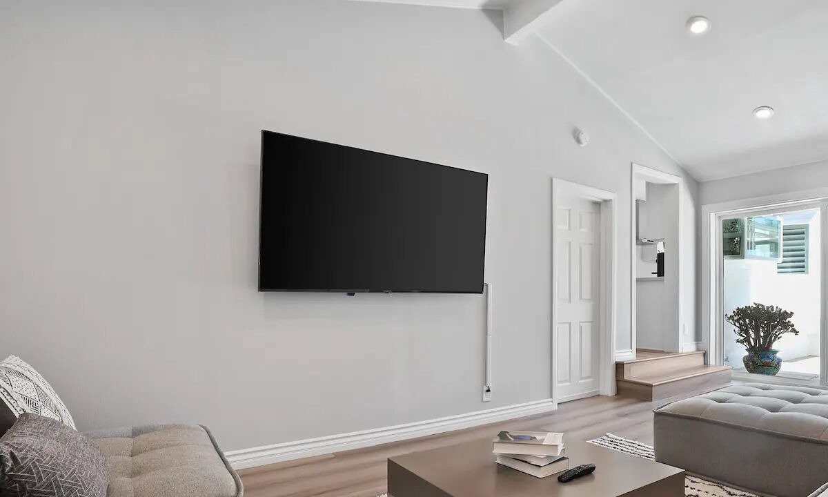 Photo of Livingroom in North Tustin