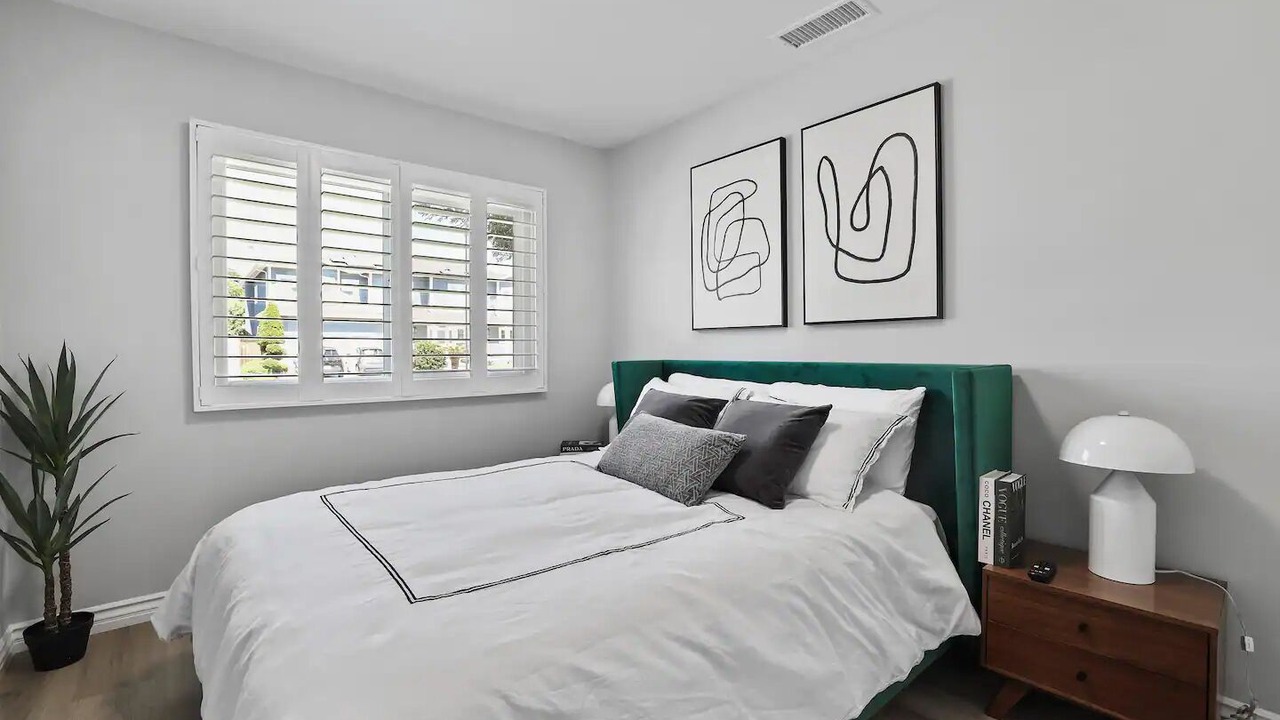 Photo of Bedroom in North Tustin