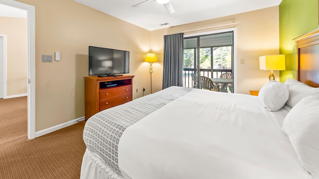 Photo of Bedroom in Fairfield Harbour