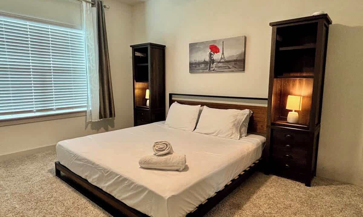 Photo of Bedroom in McNeil