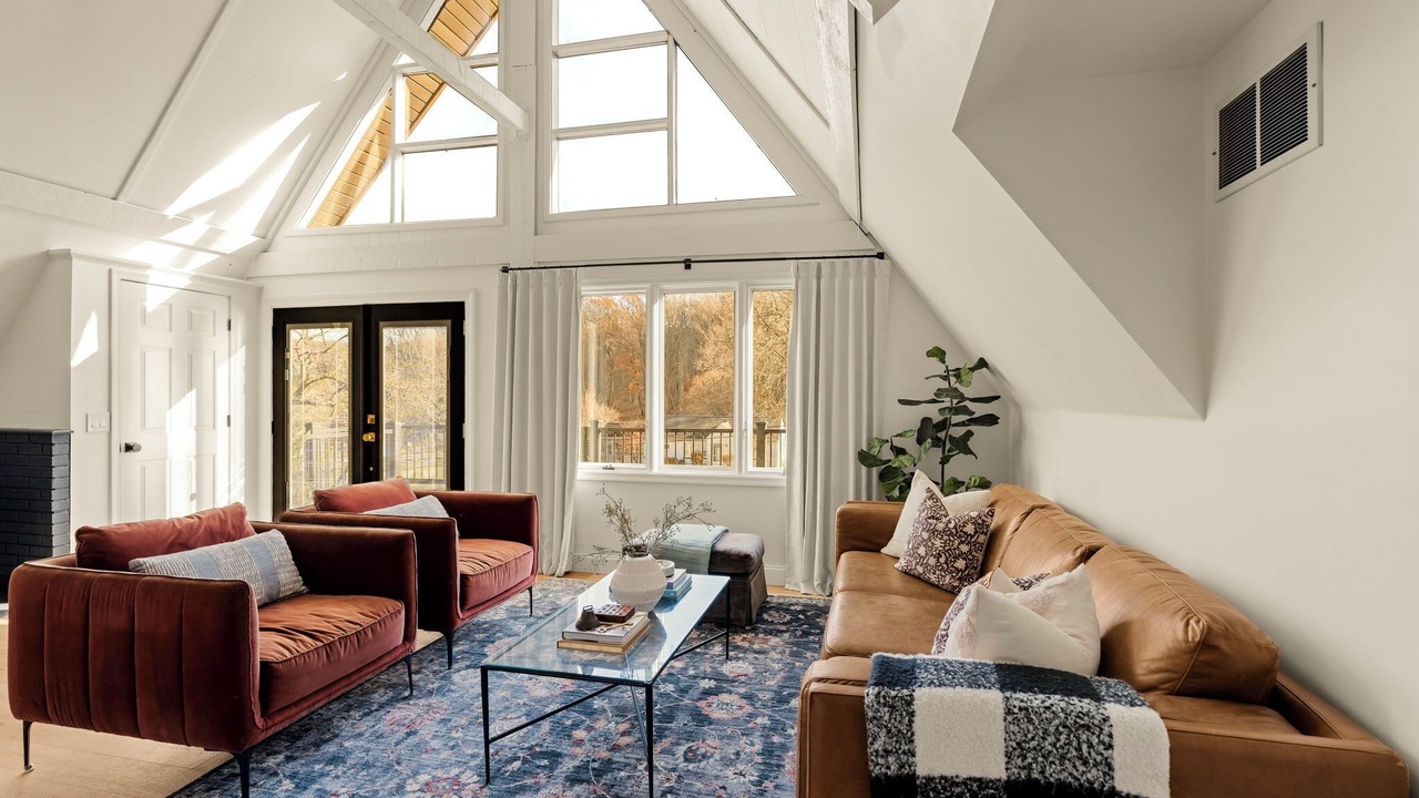 Photo of Livingroom in Conestoga