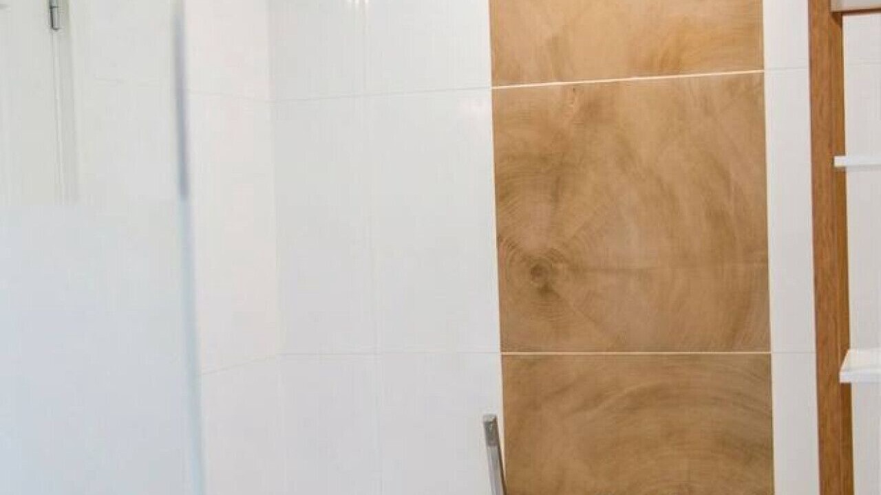 Photo of Bathroom in Gairaut