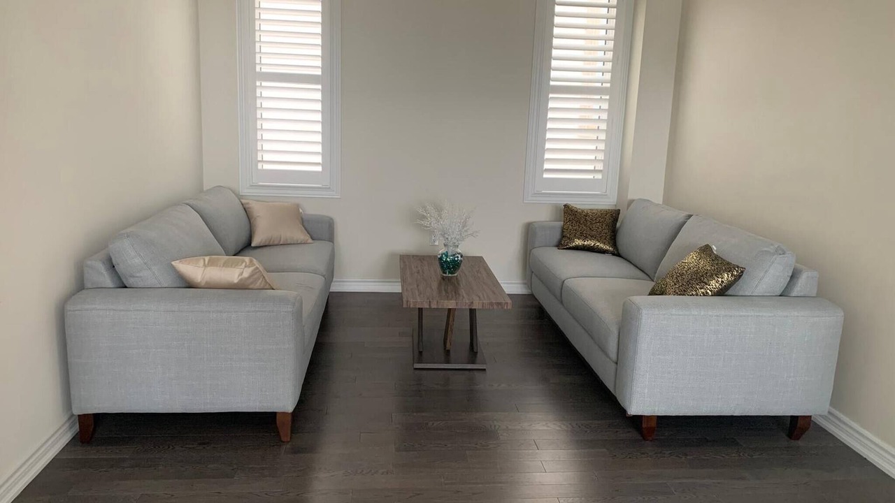 Photo of Livingroom in Lindsay