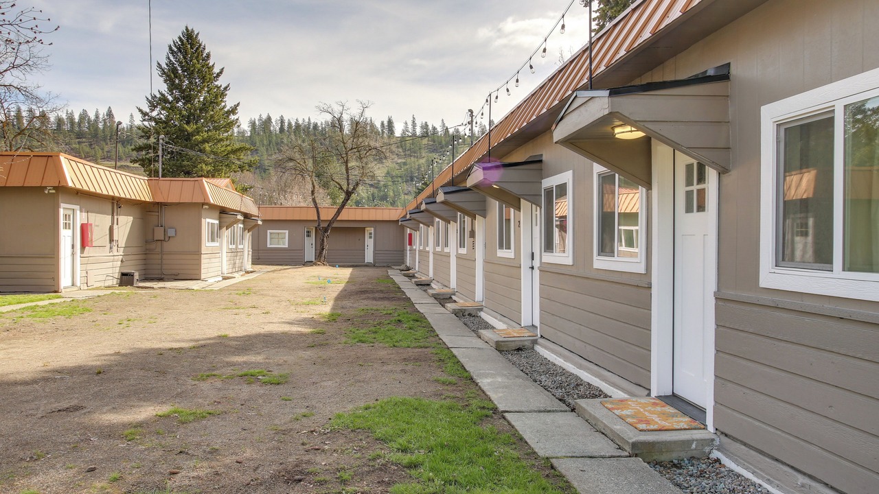 Photo of Others in Latah Valley