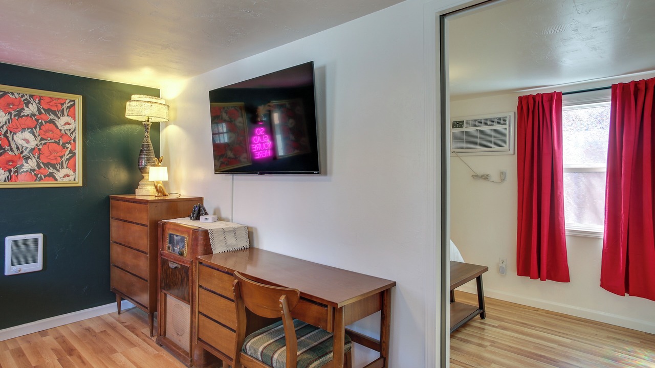 Photo of Bedroom in Latah Valley