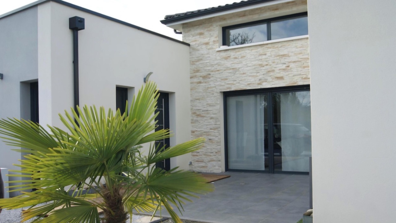 Photo of Outdoor in Montrem