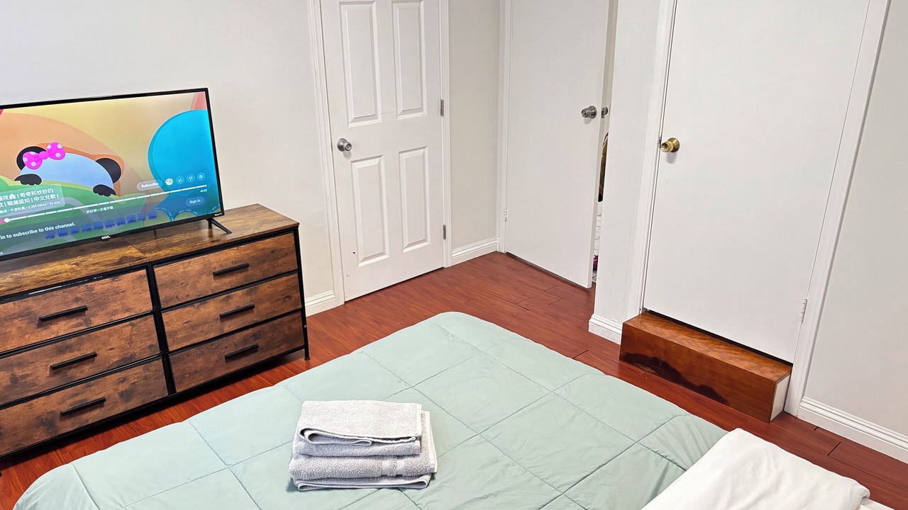 Photo of Bedroom in Rowland Heights
