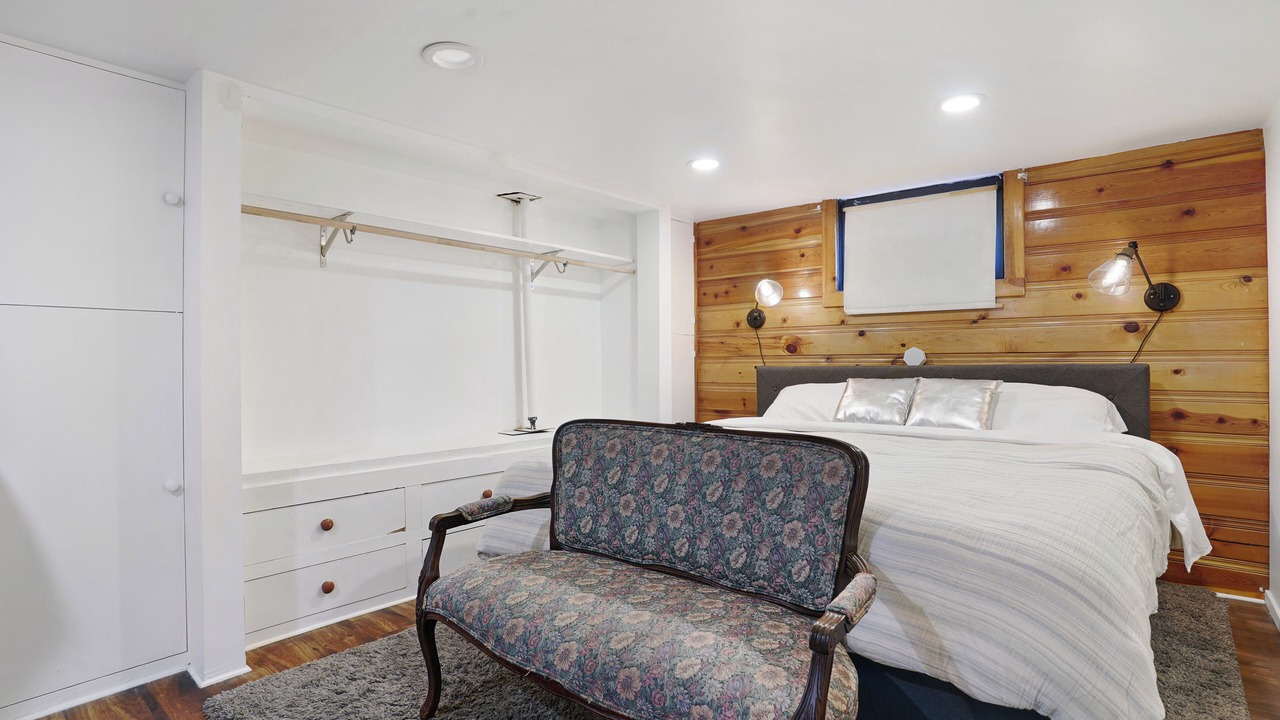 Photo of Bedroom in South Salt Lake
