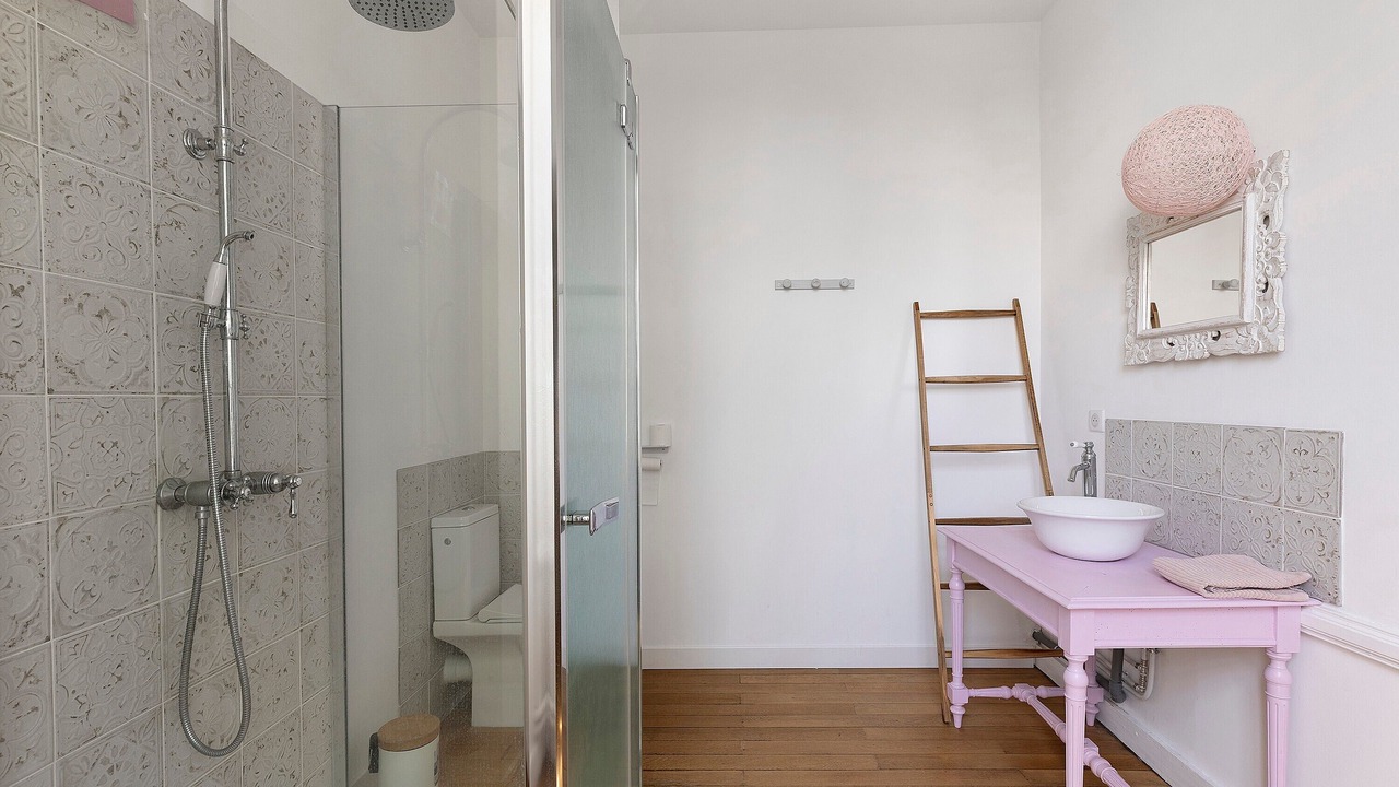 Photo of Bathroom in Chateauneuf-sur-Sarthe