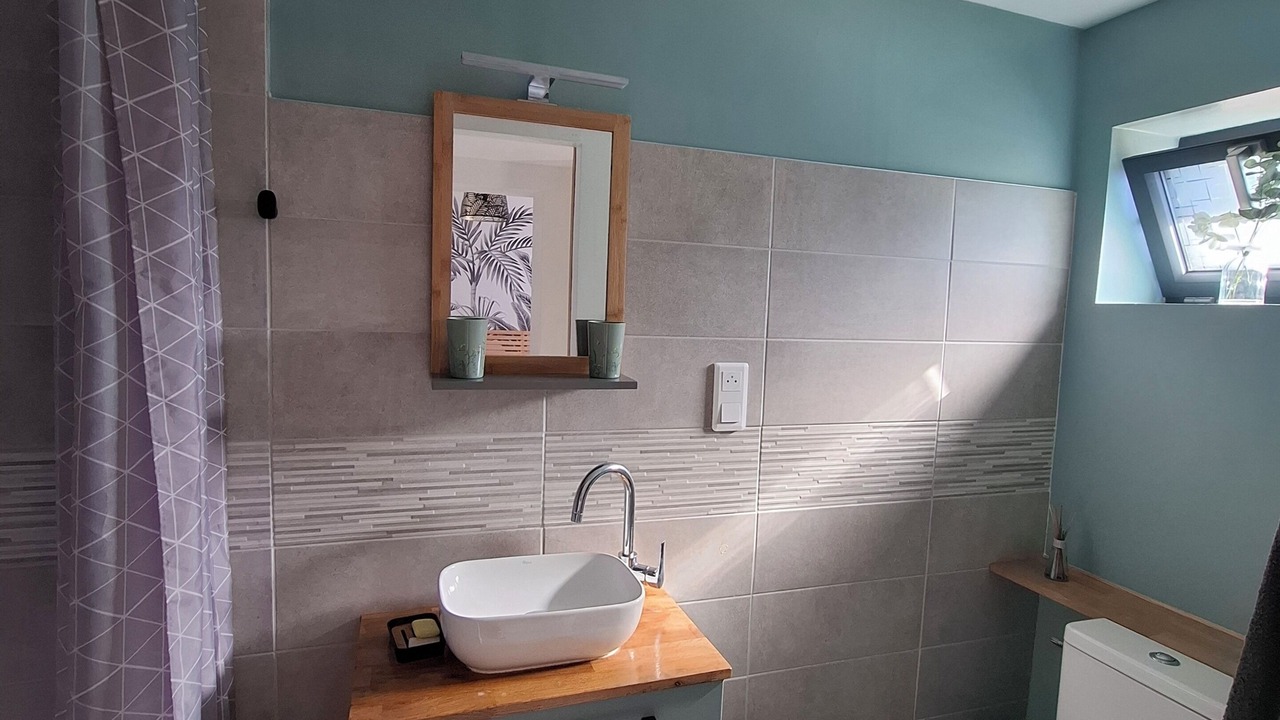 Photo of Bathroom in Jaunay-Clan