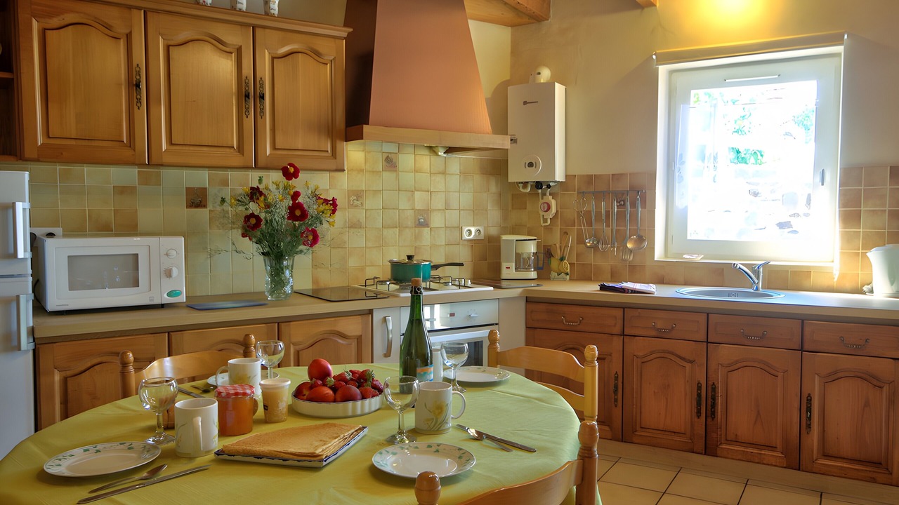 Photo of Kitchen in Plomodiern