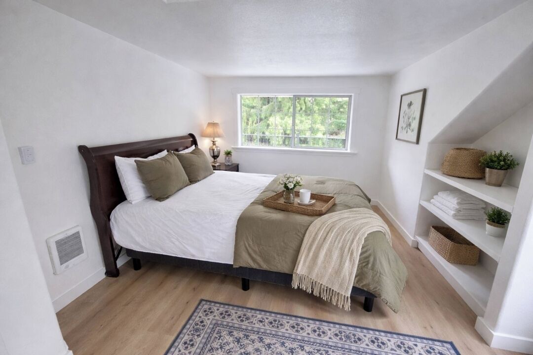 Photo of Bedroom in Picnic Point-North Lynnwood