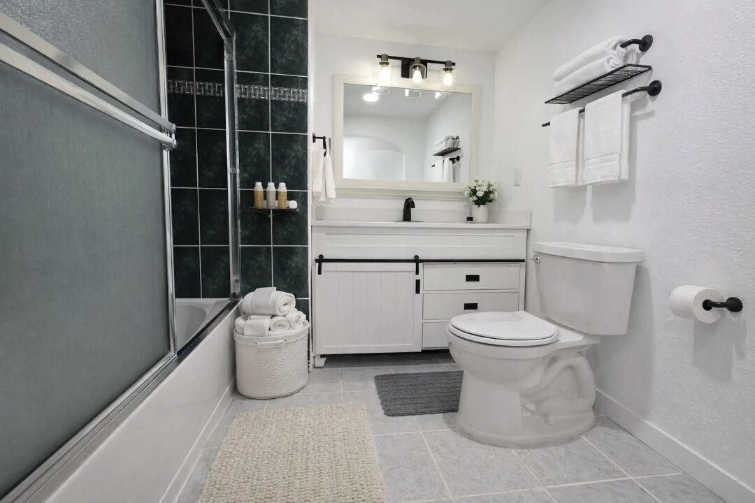 Photo of Bathroom in Picnic Point-North Lynnwood