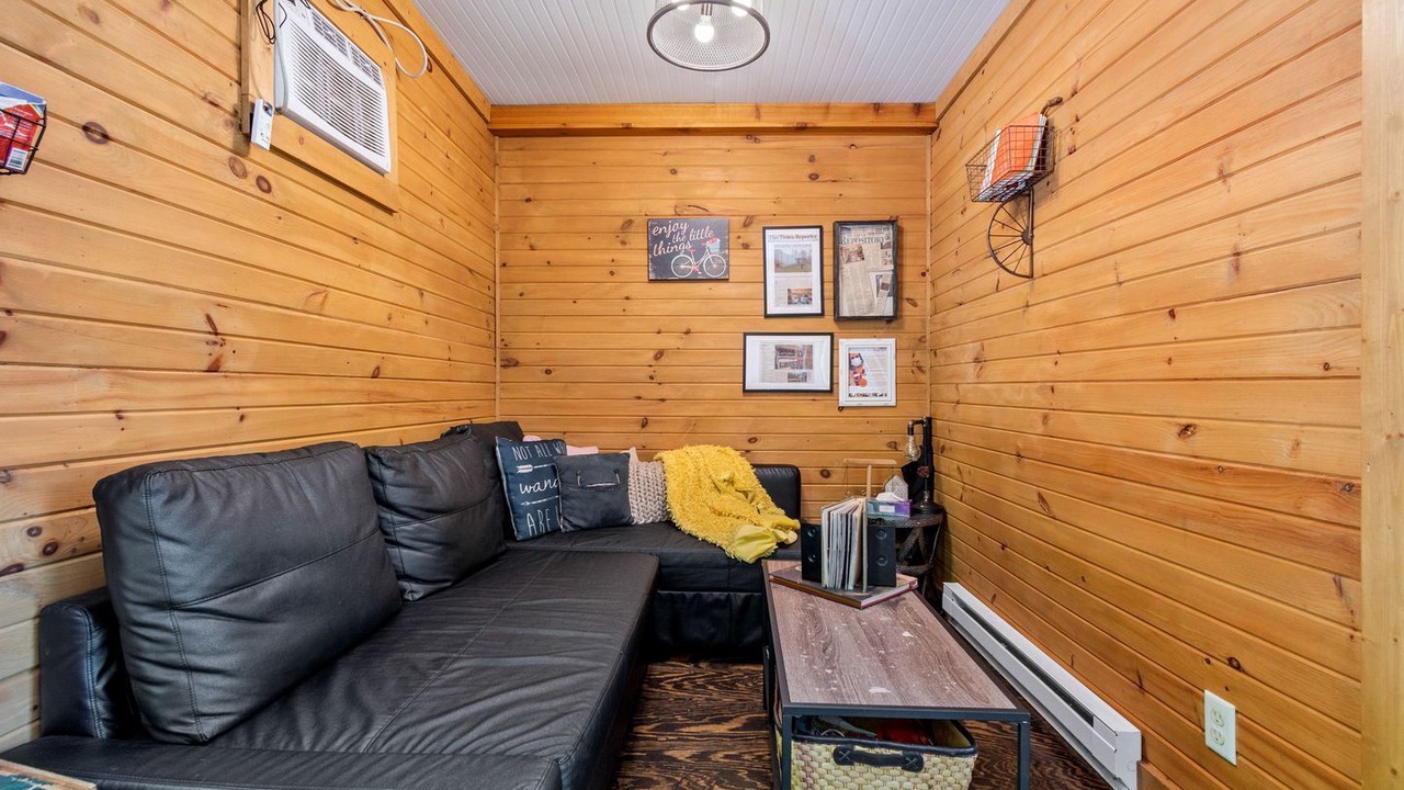 Photo of Livingroom in Somerdale