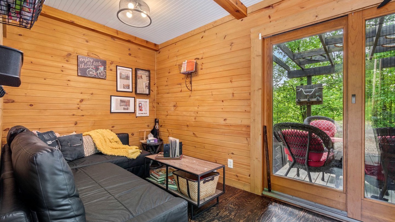 Photo of Livingroom in Somerdale