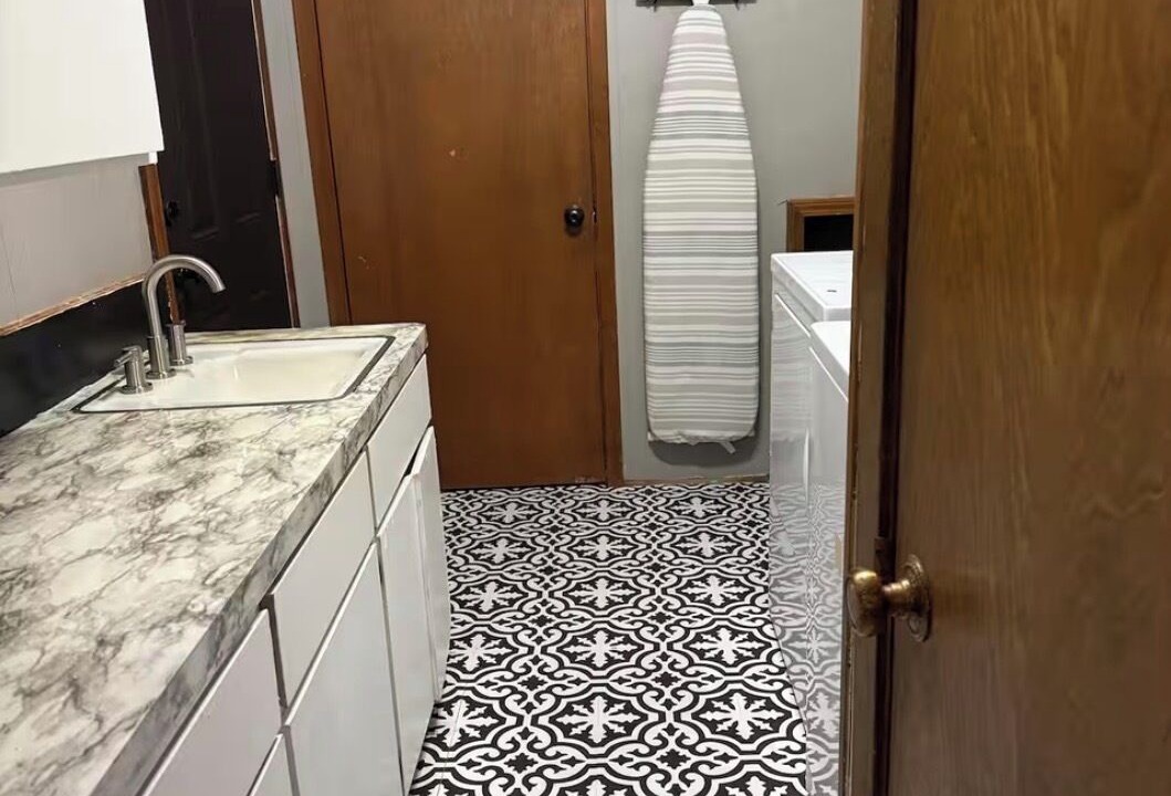 Photo of Bathroom in Jasper