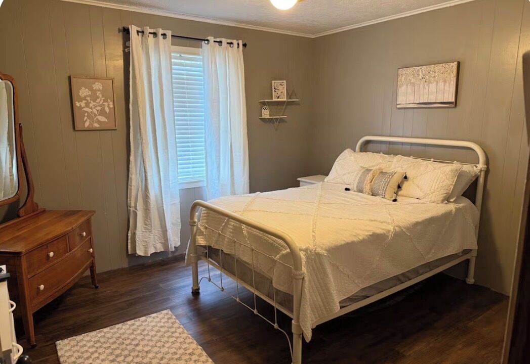 Photo of Bedroom in Jasper